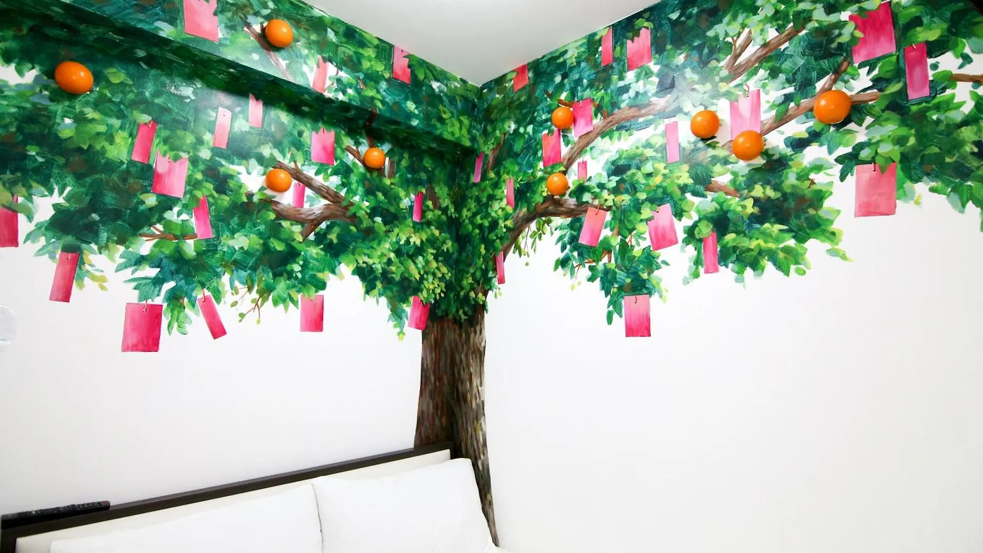 Guest house Eloginn - Fest @ Lucky House Hong Kong